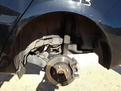 Peça sobressalente para automóvel em segunda mão cave de roda traseira esquerda por toyota auris (_e18_) 1.4 d-4d (nde180_) referências oem iam 6563802080