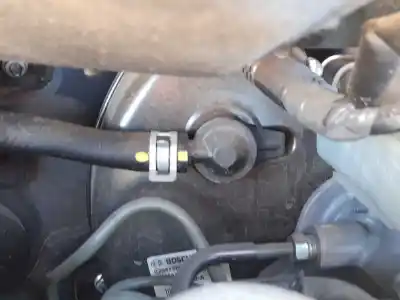 Peça sobressalente para automóvel em segunda mão servo freio por toyota auris (_e18_) 1.4 d-4d (nde180_) referências oem iam 4461009a30
