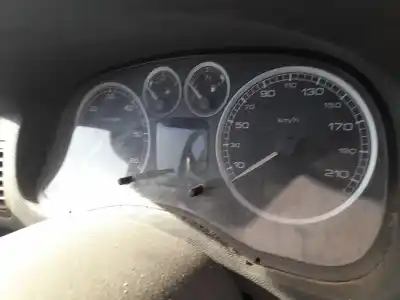 Pezzo di ricambio per auto di seconda mano pannello degli strumenti per peugeot 307 (3a/c) 2.0 hdi 90 riferimenti oem iam 6104r2
