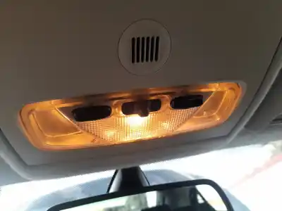 Pezzo di ricambio per auto di seconda mano luce interna per ford mondeo iii sedán (b4y) 2.0 16v tddi / tdci riferimenti oem iam 4704788