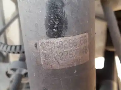 Pezzo di ricambio per auto di seconda mano ammortizzatore anteriore destro per citroen c3 iii (sx) 1.2 vti 82 riferimenti oem iam 9811371180