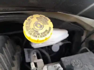 Pezzo di ricambio per auto di seconda mano pompa freni per citroen c3 iii (sx) 1.2 vti 82 riferimenti oem iam 4601r7