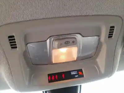 Pezzo di ricambio per auto di seconda mano luce interna per citroen c3 iii (sx) 1.2 vti 82 riferimenti oem iam 96754056bj