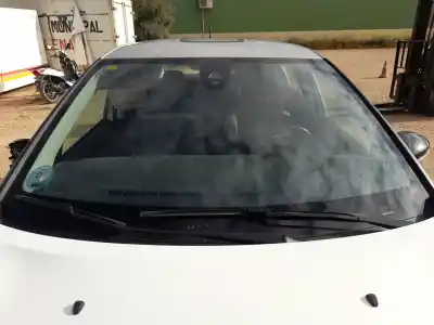 Pezzo di ricambio per auto di seconda mano parabrezza per citroen c3 iii (sx) 1.2 vti 82 riferimenti oem iam 9812886680