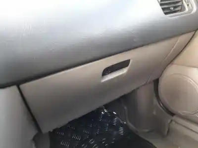 Pezzo di ricambio per auto di seconda mano scatola di guanti per nissan primera (p11) 2.0 td riferimenti oem iam 685002f002