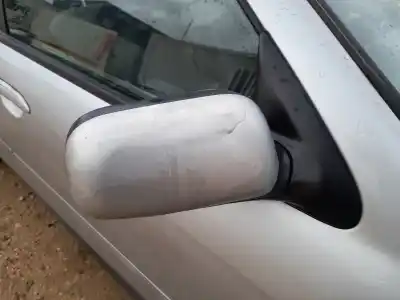 Pezzo di ricambio per auto di seconda mano retrovisore destro per nissan primera (p11) 2.0 td riferimenti oem iam 963012f427