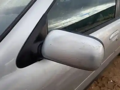Pezzo di ricambio per auto di seconda mano specchio sinistro per nissan primera (p11) 2.0 td riferimenti oem iam 963022f427