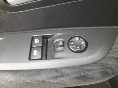 Pezzo di ricambio per auto di seconda mano interruttore alzacristalli anteriore sinistro per peugeot 208 ii (ub_, up_, uw_, uj_) 1.2 puretech 75 riferimenti oem iam 96783350zd