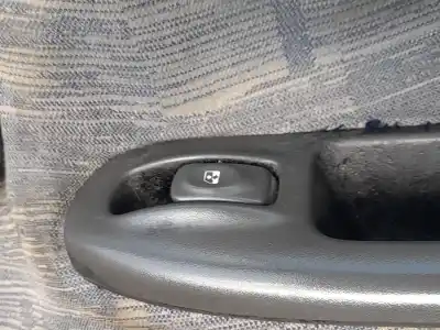 Автозапчасти б/у выключатель переднего правого окна за RENAULT SCÉNIC I MONOSPACE (JA0/1_, FA0_) 1.9 DCI RX4 ссылки OEM IAM 7700432962  