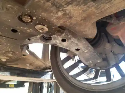 Pezzo di ricambio per auto di seconda mano braccio di sospensione anteriore sinistro inferiore per fiat bravo ii (198_) 1.9 d multijet (198axc1b) riferimenti oem iam 51827736