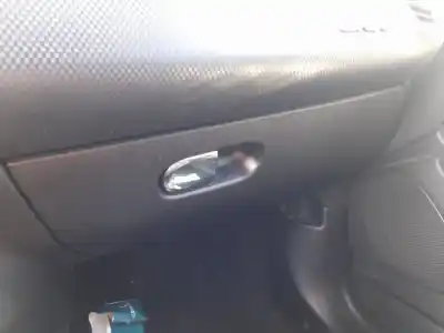 Piesă de schimb auto la mâna a doua TORPEDOU pentru FIAT BRAVO II (198_) 1.9 D MULTIJET (198AXC1B) Referințe OEM IAM   