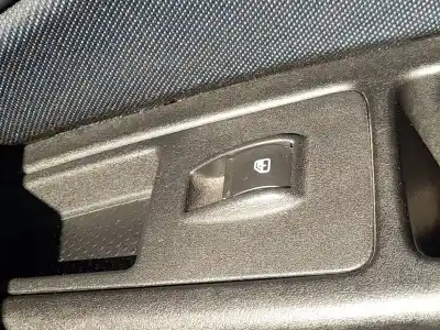 Pezzo di ricambio per auto di seconda mano interruttore alzacristalli anteriore destro per fiat bravo ii (198_) 1.9 d multijet (198axc1b) riferimenti oem iam 735441023