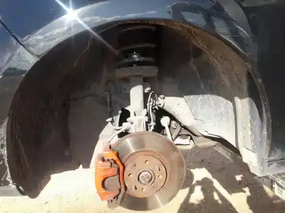 Pezzo di ricambio per auto di seconda mano passaruota anteriore sinistra per fiat bravo ii (198_) 1.9 d multijet (198axc1b) riferimenti oem iam 51818178