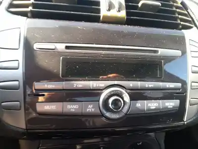 Pezzo di ricambio per auto di seconda mano impianto audio / radio cd per fiat bravo ii (198_) 1.9 d multijet (198axc1b) riferimenti oem iam 735484417
