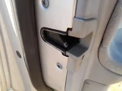 Pezzo di ricambio per auto di seconda mano serratura porta anteriore sinistra per mercedes-benz clase c t-model (s203) c 220 cdi (203.206) riferimenti oem iam a2037200135