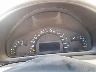 Pezzo di ricambio per auto di seconda mano pannello degli strumenti per mercedes-benz clase c t-model (s203) c 220 cdi (203.206) riferimenti oem iam a2035407011