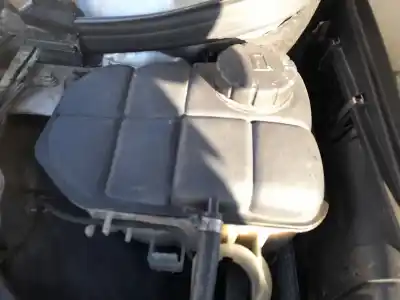 Second-hand car spare part COOLANT EXPANSION TANK for MERCEDES-BENZ CLASE C T-MODEL (S203) C 220 CDI (203.206) OEM IAM references A2035000049  