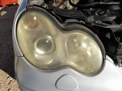 Pezzo di ricambio per auto di seconda mano faro anteriore destro per mercedes-benz clase c t-model (s203) c 220 cdi (203.206) riferimenti oem iam a2038203659