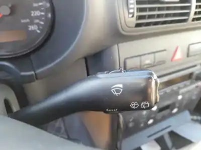 Pezzo di ricambio per auto di seconda mano comando pulito per audi a3 (8l1) 1.6 riferimenti oem iam 8l0953513g 8l0953513g luces  4b0953503h limpia 