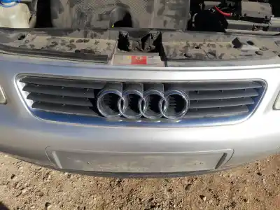 Peça sobressalente para automóvel em segunda mão grelha frontal por audi a3 (8l1) 1.6 referências oem iam 