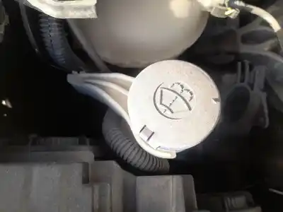 Peça sobressalente para automóvel em segunda mão depósito do limpa vidros por opel corsa f 1.2 (68) referências oem iam 9836393680