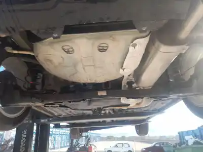 Peça sobressalente para automóvel em segunda mão charrió / suporte de eixo de trás por opel corsa f 1.2 (68) referências oem iam 1648273280