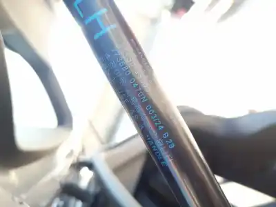 Second-hand car spare part tailgate gas strut for ssangyong tivoli 1.5 oem iam references 