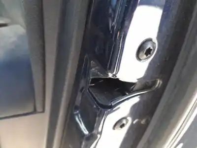 Second-hand car spare part front right door lock for ssangyong tivoli 1.5 oem iam references 