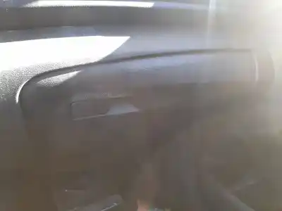 Second-hand car spare part glove compartment for ssangyong tivoli 1.5 oem iam references 