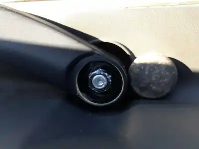 Second-hand car spare part front windshield wiper motor for ssangyong tivoli 1.5 oem iam references 