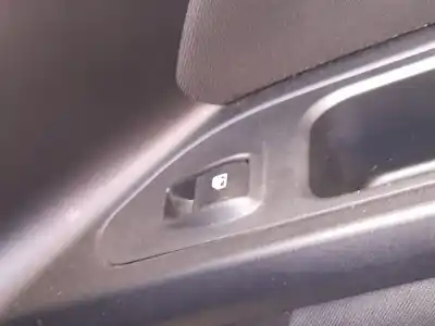 Peça sobressalente para automóvel em segunda mão botão / interruptor elevador vidro dianteiro direito por fiat tipo fastback (356_, 357_) 1.4 (356hxa1b) referências oem iam 