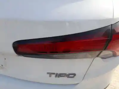 Peça sobressalente para automóvel em segunda mão farolim interior traseiro direito por fiat tipo fastback (356_, 357_) 1.3 d (356hxh1a) referências oem iam 