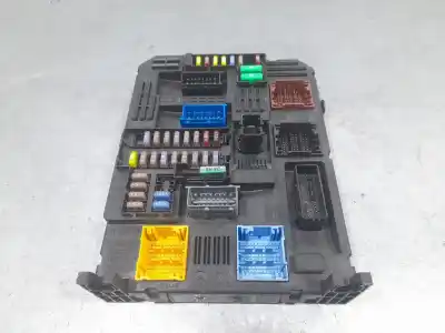 Second-hand car spare part fuse box unit for opel corsa d color edition oem iam references 044071803687