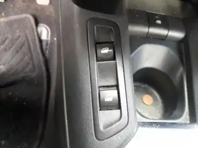 Peça sobressalente para automóvel em segunda mão botão / interruptor elevador vidro dianteiro esquerdo por citroen c-elysee (dd_) 1.2 vti 82 referências oem iam 96657927zd