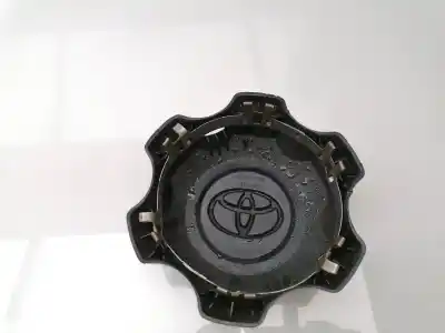 Second-hand car spare part hub caps for toyota hilux 2.4 an1p oem iam references 4260b0k100  