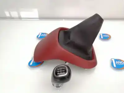 Second-hand car spare part gear lever trim for hyundai i10 1.0 oem iam references 84632b4000 , 43711c71104x  