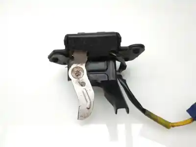 Pièce détachée automobile d'occasion coffre / serrure de porte pour toyota yaris active références oem iam 693500d041  