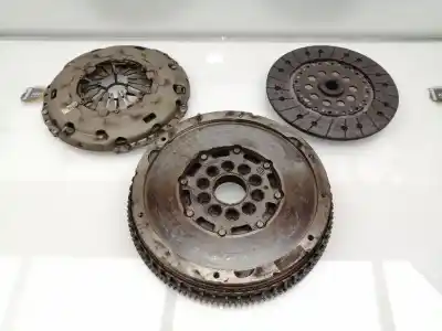 Second-hand car spare part clutch kit for volvo v60 kombi 2.0 d oem iam references 30735828 , 5f6n7550ab , 30783020 , 31325140  