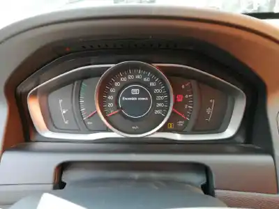Second-hand car spare part dashboard for volvo xc 70 2.4 d5 awd kinetic (136kw) oem iam references 31327747 799290u 769315620u 