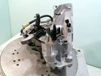Second-hand car spare part gearbox for renault captur motor 0.9 ltr. - 66 kw tce oem iam references jr5062  