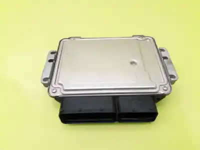 Pezzo di ricambio per auto di seconda mano centralina motore per fiat stilo (192) 1.9 120 dynamic multijet riferimenti oem iam 55204762 0281012310  