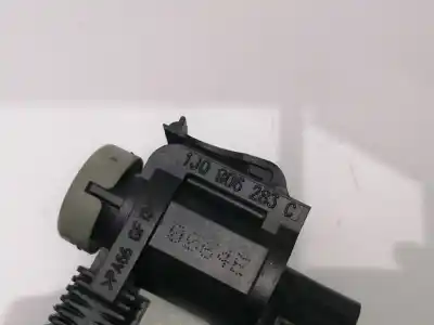 Second-hand car spare part additional air valve for audi a8 (4e2) 3.0 tdi quattro oem iam references 1j0906283c  