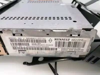 Second-hand car spare part audio system / radio cd for renault vel satis 3.0 v6 dci turbodiesel oem iam references 8200205833c   Second-hand car spare part audio system / radio cd for renault vel satis 3.0 v6 dci turbodiesel oem iam references 8200205833c