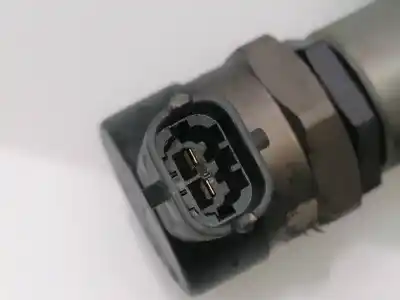 Pièce détachée automobile d'occasion rampe d'injecteur pour chevrolet captiva 2.0 d références oem iam 96440398 , 0445214106  