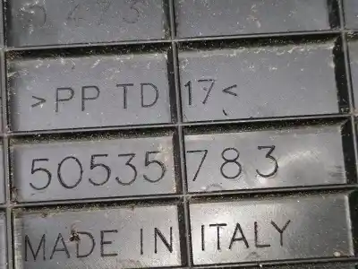Gebrauchtes Autoersatzteil formteil zum alfa romeo stelvio 2.2 d q4 (949.axb2a) oem-iam-referenzen 50535783  