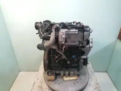 Pièce détachée automobile d'occasion moteur complet pour volkswagen touran 1.6 tdi dpf références oem iam cayc  