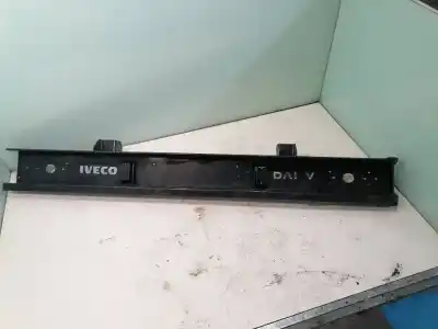 Pièce détachée automobile d'occasion pare-chocs arrière pour iveco daily caja cerrada 3.0 références oem iam 500356844  