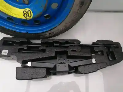 Pièce détachée automobile d'occasion pneu de rechange pour kia carens ( ) 1.7 crdi cat références oem iam   