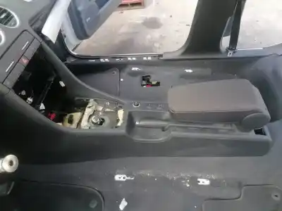 Tweedehands auto-onderdeel midden armsteun voor seat exeo st 2.0 tdi oem iam-referenties 3r0864245  