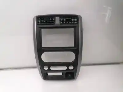 İkinci el araba yedek parçası Havalandirma Izgarasi için SUZUKI JIMNY SN 1.3 16V OEM IAM referansları 7382176J105PK  